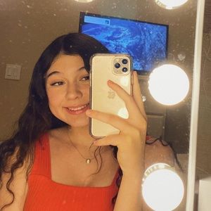 Meet your Posher, Bridgette